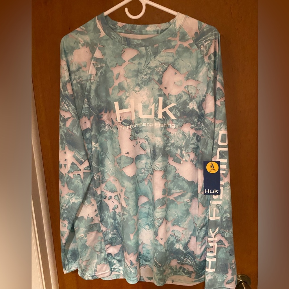 COPY - Huk Fishing Men’s Mossy Oak Long Sleeve Fishing Shirt